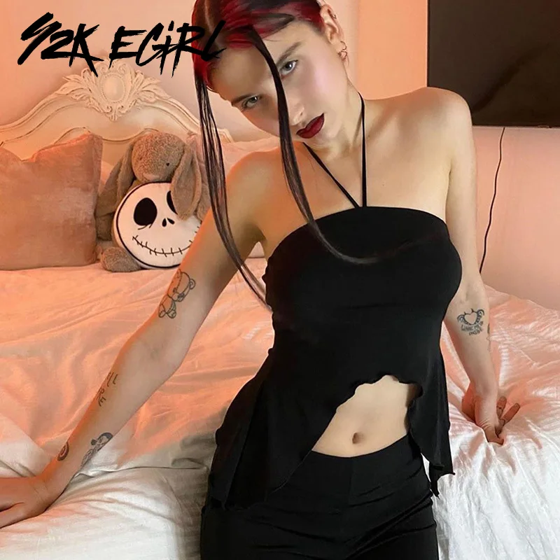 Y2K EGIRL E-girl Streetwear Irregular Hem Halter Tops Mall Goth Sleeveless Lace Up Black Tank Tops Y2K Vintage Backless Sexy Top
Y2K EGIRL E-girl Streetwear Irregular Hem Halter Tops Mall Goth Sleeveless Lace Up Black Tank Tops Y2K Vintage Backless Sexy Top