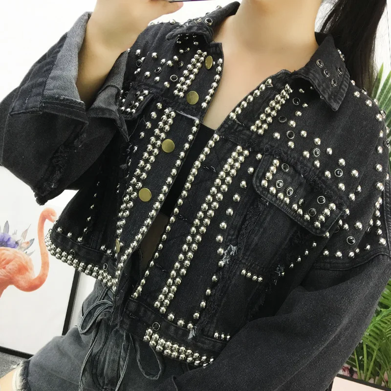 Coat Woman European Goods Autumn Cowboy Loose Diamond Rivet Short Sleeve Heavy Locomotive Jacket
Coat Woman European Goods Autumn Cowboy Loose Diamond Rivet Short Sleeve Heavy Locomotive Jacket