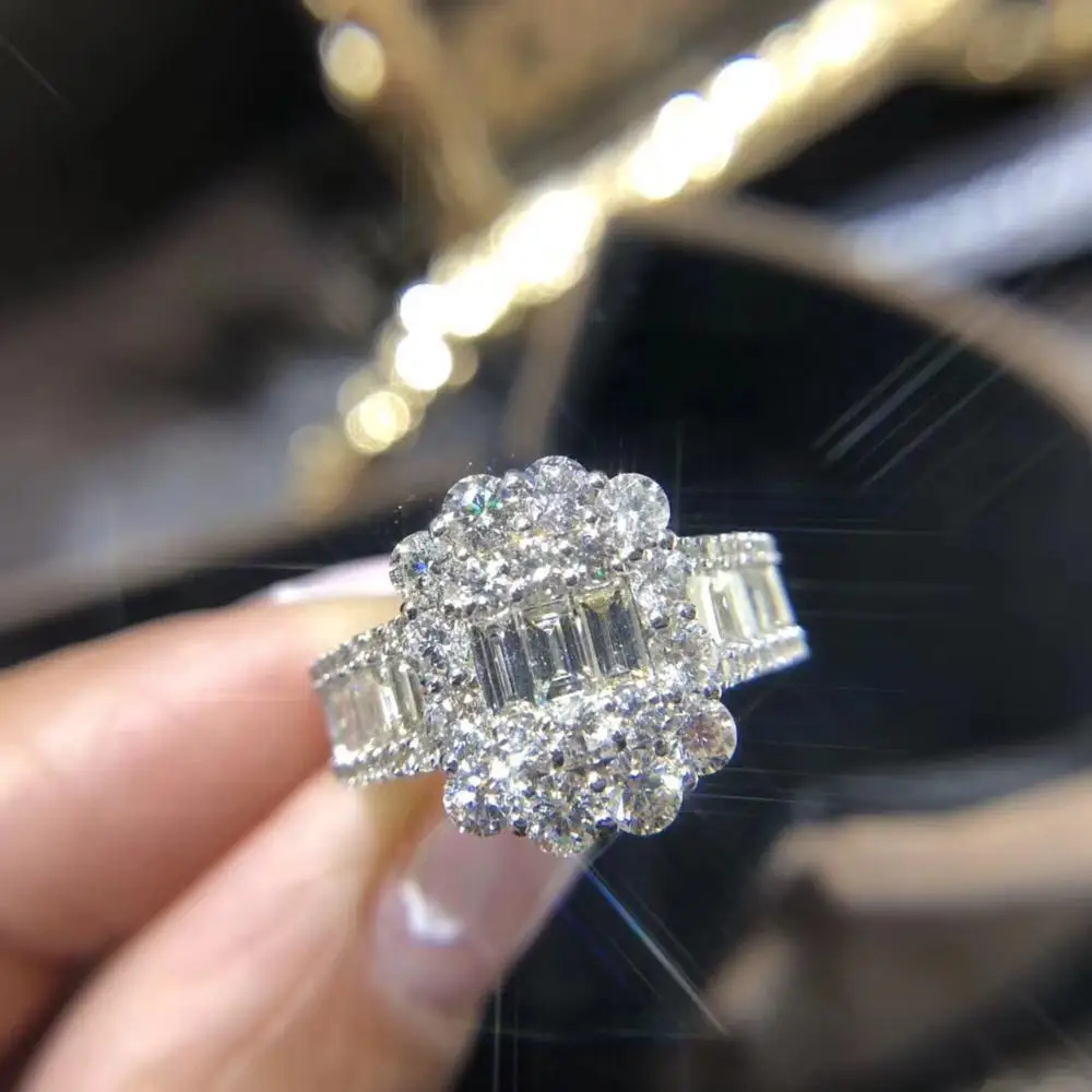 Luxury Female Silver Color Statment Wedding Rings Trapezoid Transparent Zicon Stone S Solitaire Rings for Women
Luxury Female Silver Color Statment Wedding Rings Trapezoid Transparent Zicon Stone S Solitaire Rings for Women