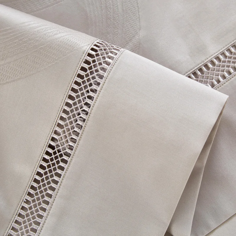 Premium Egyptian Cotton Jacquard Duvet Cover Set in silver on king bed