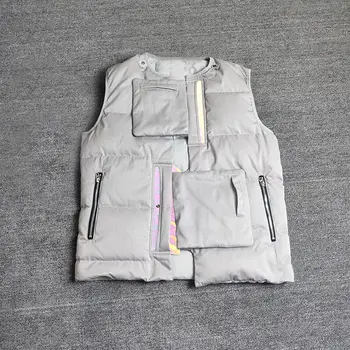 Stone Pirates 19ss Shadow series for the 10th anniversary Reflective pilot Easy Big code Down vest
Stone Pirates 19ss Shadow series for the 10th anniversary Reflective pilot Easy Big code Down vest