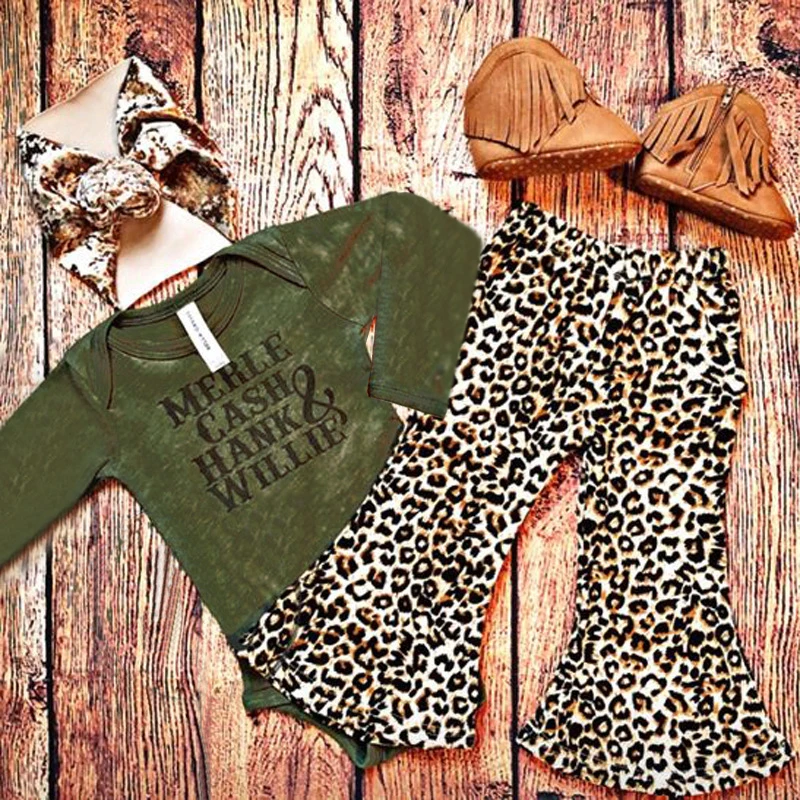 Rorychen Fashion Summer Infant Baby Girls Clothes Set Letter Printed T-shirt Tops+Leopard Flare Pants+Headband Clothes Baby Sets
Rorychen Fashion Summer Infant Baby Girls Clothes Set Letter Printed T-shirt Tops+Leopard Flare Pants+Headband Clothes Baby Sets