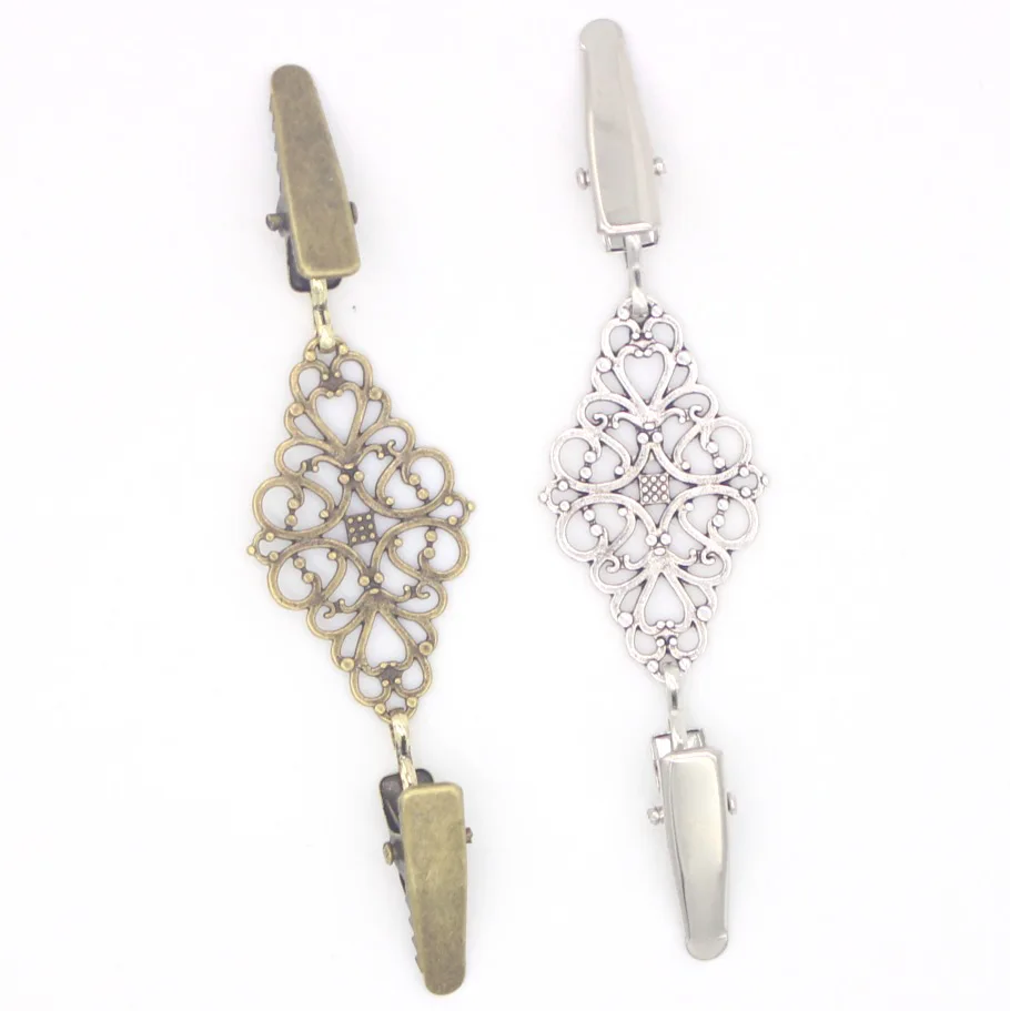 Retro Metal Buckle Sweater Cardigan Clip Brooch Dresses Collar Clip Flower Patterns Duck-mouth Clips Flexible 1 pcs
Retro Metal Buckle Sweater Cardigan Clip Brooch Dresses Collar Clip Flower Patterns Duck-mouth Clips Flexible 1 pcs
