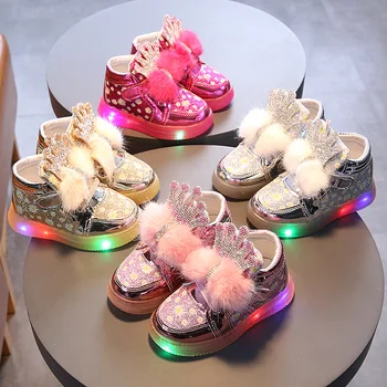 Kids casual shoes Rhinesto Crown LED Luminous Girls Sport Shoes Infant Sapato Lights baby Shoes Spring Autumn Children Sneakers
Kids casual shoes Rhinesto Crown LED Luminous Girls Sport Shoes Infant Sapato Lights baby Shoes Spring Autumn Children Sneakers