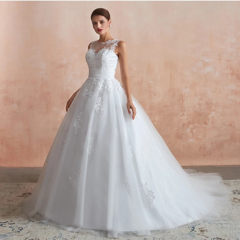2010 Lace Applique Sweetheart Neckline Sexy Backless A-line Skirt Trailing Bridal Wedding Dress Plus Size Customization
2010 Lace Applique Sweetheart Neckline Sexy Backless A-line Skirt Trailing Bridal Wedding Dress Plus Size Customization