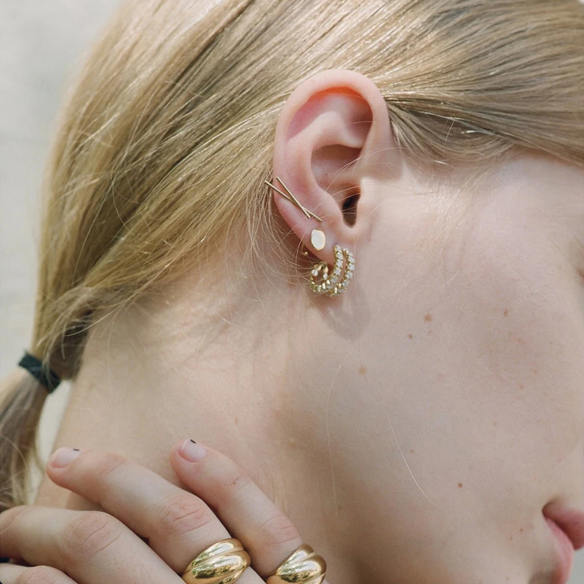 Ladyfirsy Newest ZA Hoop Earrings 2019 Boho Metal Cute Girls Travel Party Casual Statement Crystal Earring Jewelry Wholesale
Ladyfirsy Newest ZA Hoop Earrings 2019 Boho Metal Cute Girls Travel Party Casual Statement Crystal Earring Jewelry Wholesale