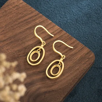 Nepal Ancient Law Gold Craft Ethnic Style Earrings Female Empty Support DIY Inlaid Emerald Chalcedony Dan-Shaped Ring Gem 6*8mm 
Nepal Ancient Law Gold Craft Ethnic Style Earrings Female Empty Support DIY Inlaid Emerald Chalcedony Dan-Shaped Ring Gem 6*8mm
