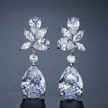 UILZ Crystal Wedding Long Earrings for Women White Gold Bridal Party Prom Earrings Christmas Jewelry UE2196
UILZ Crystal Wedding Long Earrings for Women White Gold Bridal Party Prom Earrings Christmas Jewelry UE2196