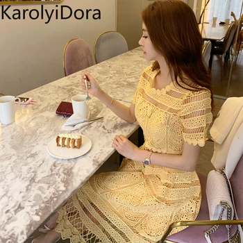High quality yellow lace dress 2019 summer women's short-sleeved O-neck hollow crochet Slim dance party long dress 5.0 
High quality yellow lace dress 2019 summer women's short-sleeved O-neck hollow crochet Slim dance party long dress 5.0