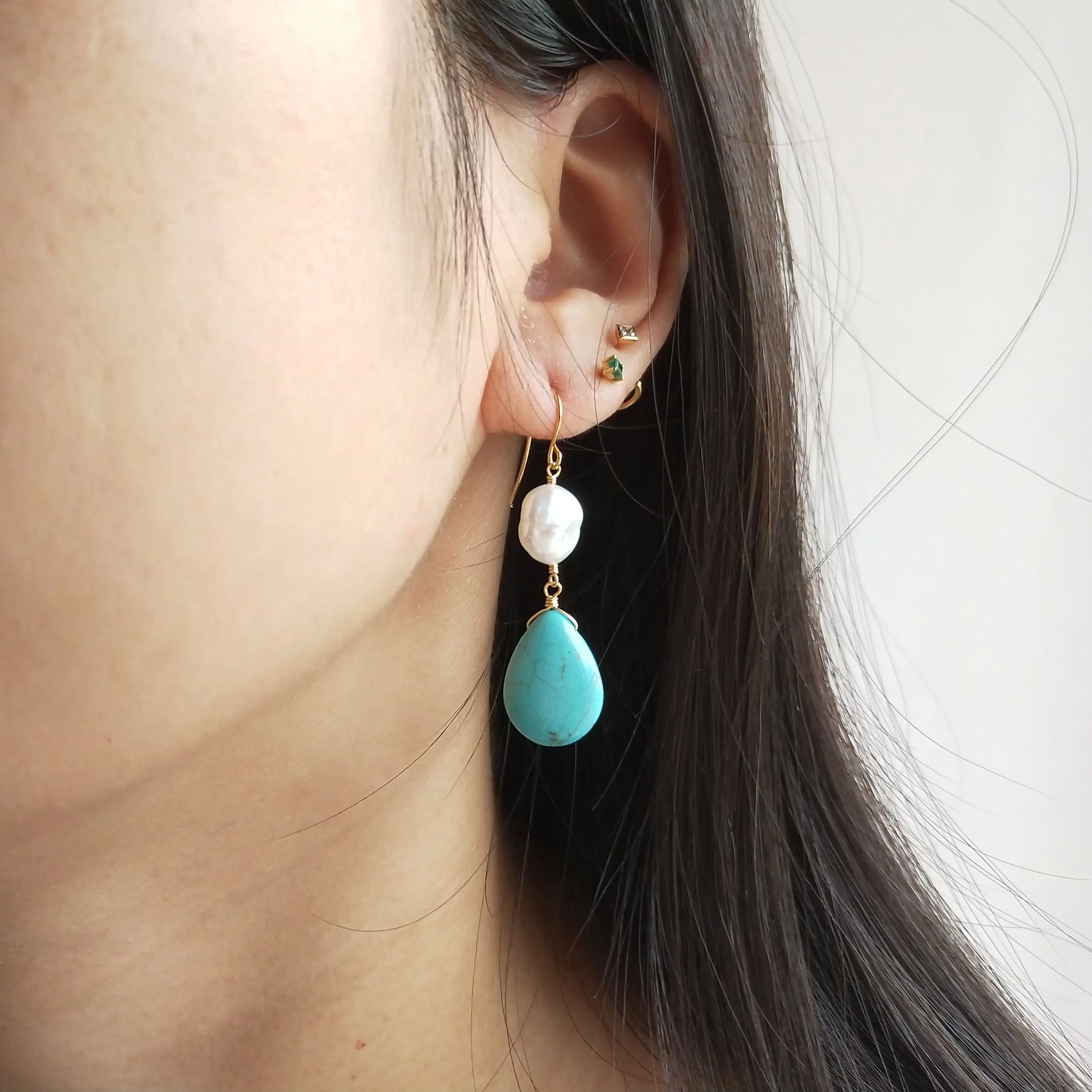 Lii Ji Baroque Pearl Blue Turquoise Howlite Drop Beads 925 Sterling Silver Earrings Handmade Drop Earrings Delicate Jewelry For Women Gift
Lii Ji Baroque Pearl Blue Turquoise Howlite Drop Beads 925 Sterling Silver Earrings Handmade Drop Earrings Delicate Jewelry For Women Gift