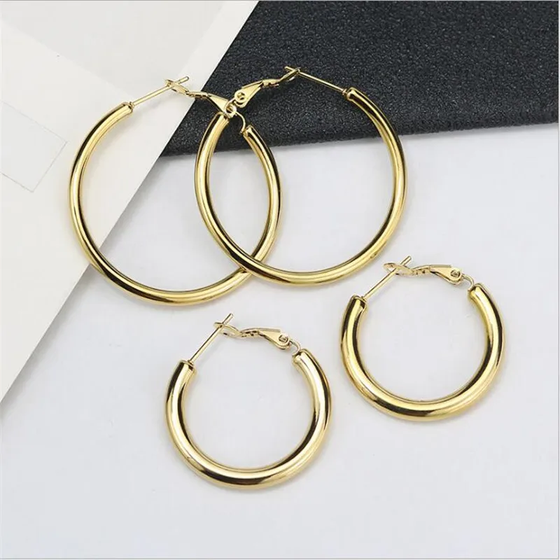316l Stainless Steel Hoop Earrings Hollow Circle Flattening Shape Earring IP Plating No Fade Allergy Free
316l Stainless Steel Hoop Earrings Hollow Circle Flattening Shape Earring IP Plating No Fade Allergy Free