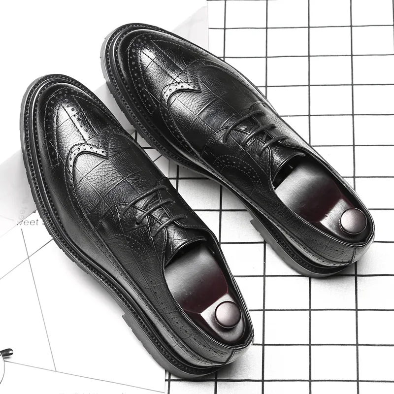 Men Dress Shoes Brand Luxury Leather Oxfords Business Classic Gentle Man Formal Shoes Wedding Party Man Brown Brogue H238
Men Dress Shoes Brand Luxury Leather Oxfords Business Classic Gentle Man Formal Shoes Wedding Party Man Brown Brogue H238
