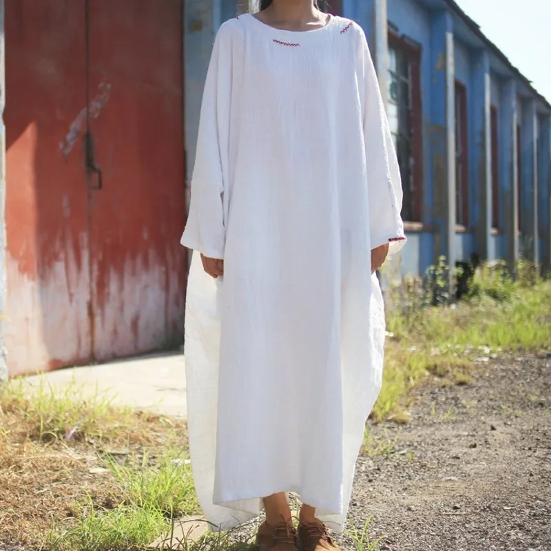 Spring Autumn Loose Long Cotton Linen Women Batwing Sleeve Gown Dresses Female Folk White Robe Casual Baggy Maxi Dress
Spring Autumn Loose Long Cotton Linen Women Batwing Sleeve Gown Dresses Female Folk White Robe Casual Baggy Maxi Dress