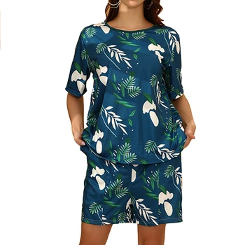 Two piece set top and Shorts 2020 Spring Summer New casual Tops Casual Two-Piece Female Summer Short-Sleeved Shorts Home Suit 
Two piece set top and Shorts 2020 Spring Summer New casual Tops Casual Two-Piece Female Summer Short-Sleeved Shorts Home Suit