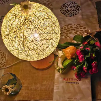 Warm White Romantic Table Light Desk Lamp Atmosphere Rendering Decoration Modern Night Light Creative
Warm White Romantic Table Light Desk Lamp Atmosphere Rendering Decoration Modern Night Light Creative