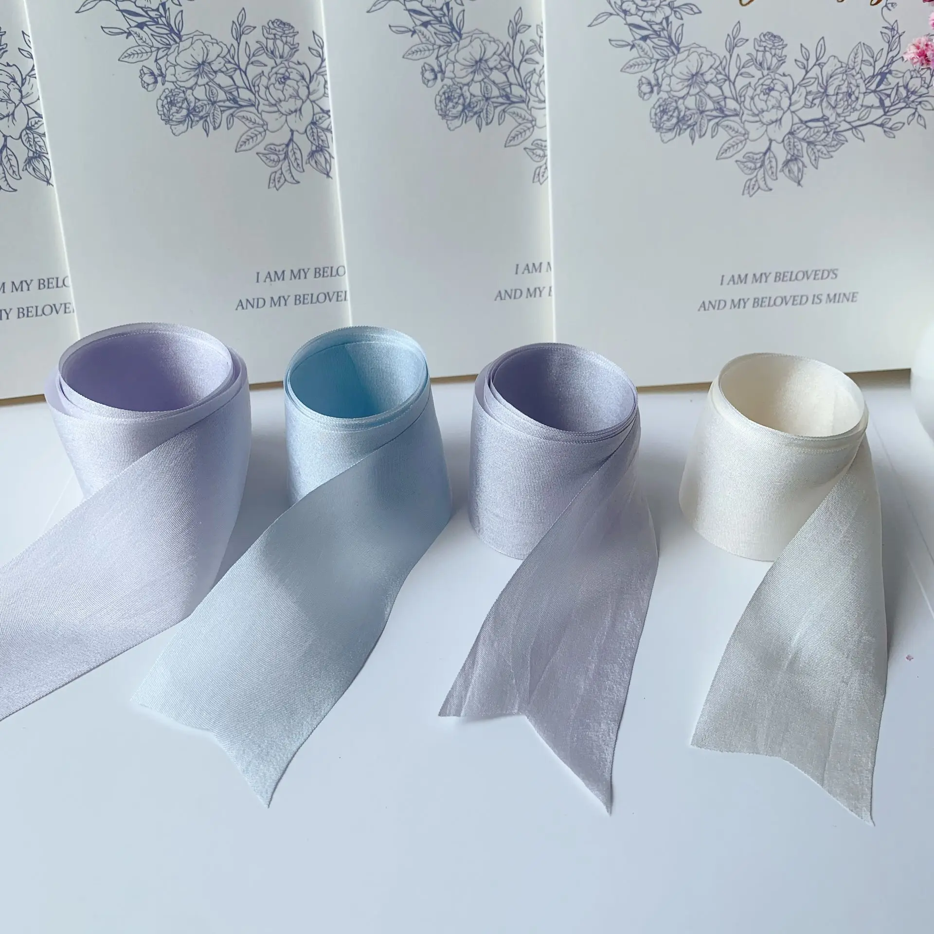 20mm-36mm 30mts/Roll 100% Pure Silk Satin Ribbon Hand Dyed For Sewing Embroidery Needlework Handcraft Christmas Decor
20mm-36mm 30mts/Roll 100% Pure Silk Satin Ribbon Hand Dyed For Sewing Embroidery Needlework Handcraft Christmas Decor