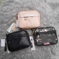 2020 New Cases Shoulder Messenger Bags Chain Small Package Pattern Flowers Women's Bags Solid Color
2020 New Cases Shoulder Messenger Bags Chain Small Package Pattern Flowers Women's Bags Solid Color