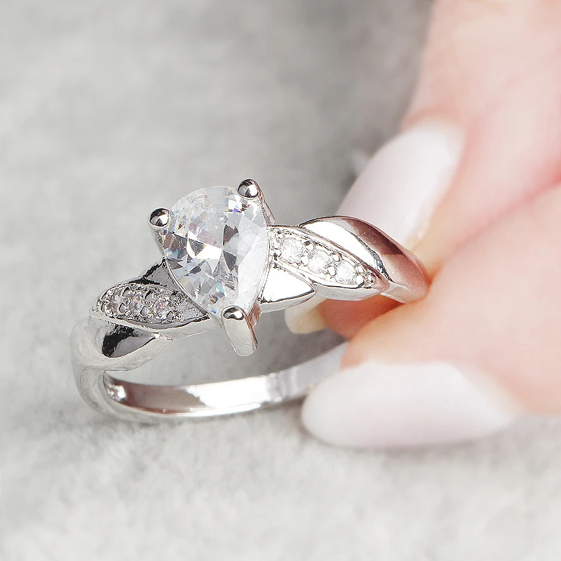 Silver 925 Jewelry Pierscionki Diamond Ring for Women Heart Topaz Anillos Wedding Bizuteria Gemstone with Box S925 Ring Jewelry
Silver 925 Jewelry Pierscionki Diamond Ring for Women Heart Topaz Anillos Wedding Bizuteria Gemstone with Box S925 Ring Jewelry