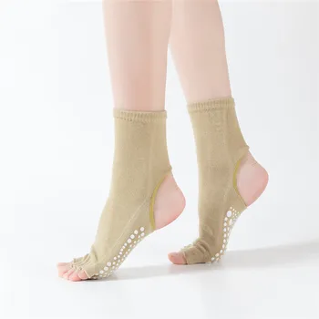 Open Toe Women Anti Slip Finger-separated Yoga Socks Sport Ballet Dance Socks Yoga Socks Women Yoga Socks Ladies Sport 
Open Toe Women Anti Slip Finger-separated Yoga Socks Sport Ballet Dance Socks Yoga Socks Women Yoga Socks Ladies Sport