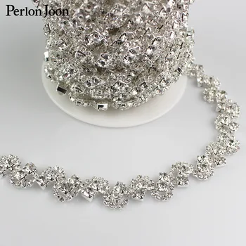 1yard wave two crystals rhinestones trim metal chain Ribbon for dress, bag, shoes accessories ML011
1yard wave two crystals rhinestones trim metal chain Ribbon for dress, bag, shoes accessories ML011