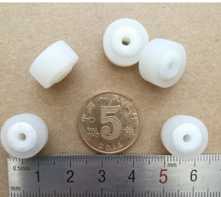 5Pieces/Lot 13x8.5x2.5mm Silica Gel Pinch Roller Sound Card Recording Tape Pressing Wheel
5Pieces/Lot 13x8.5x2.5mm Silica Gel Pinch Roller Sound Card Recording Tape Pressing Wheel
