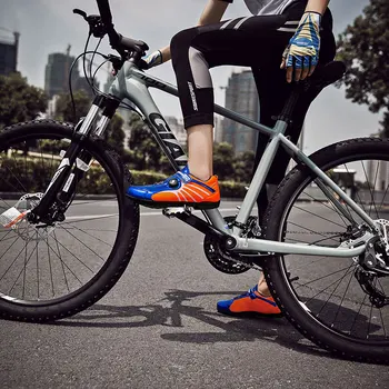 New Pro Summer Mesh Breathable Strainer Velcro Road Cycling Shoes Outdoor Ultrlight Bicycling Shoes Men Women Road Bike Sneakers
New Pro Summer Mesh Breathable Strainer Velcro Road Cycling Shoes Outdoor Ultrlight Bicycling Shoes Men Women Road Bike Sneakers