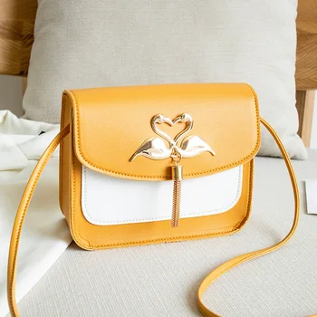 Tassel small bag 2020 new ladies bag shoulder messenger bag mobile phone bag contrast color female bag small square bag
Tassel small bag 2020 new ladies bag shoulder messenger bag mobile phone bag contrast color female bag small square bag