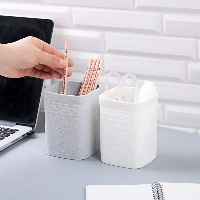White Carved Square Pen Holder Korean Style Multi-function Desktop Storage Box Plastic Pencil Holder Stand Office Stationery 1PC
White Carved Square Pen Holder Korean Style Multi-function Desktop Storage Box Plastic Pencil Holder Stand Office Stationery 1PC