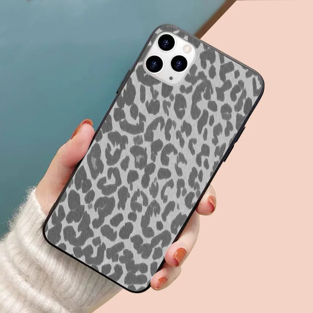 Gray Leopard Print soft TPU border phone case for iphone 11PRO MAX 11 X XS XR XSMAX 6 plus 7 7plus 8 8plus cover
Gray Leopard Print soft TPU border phone case for iphone 11PRO MAX 11 X XS XR XSMAX 6 plus 7 7plus 8 8plus cover