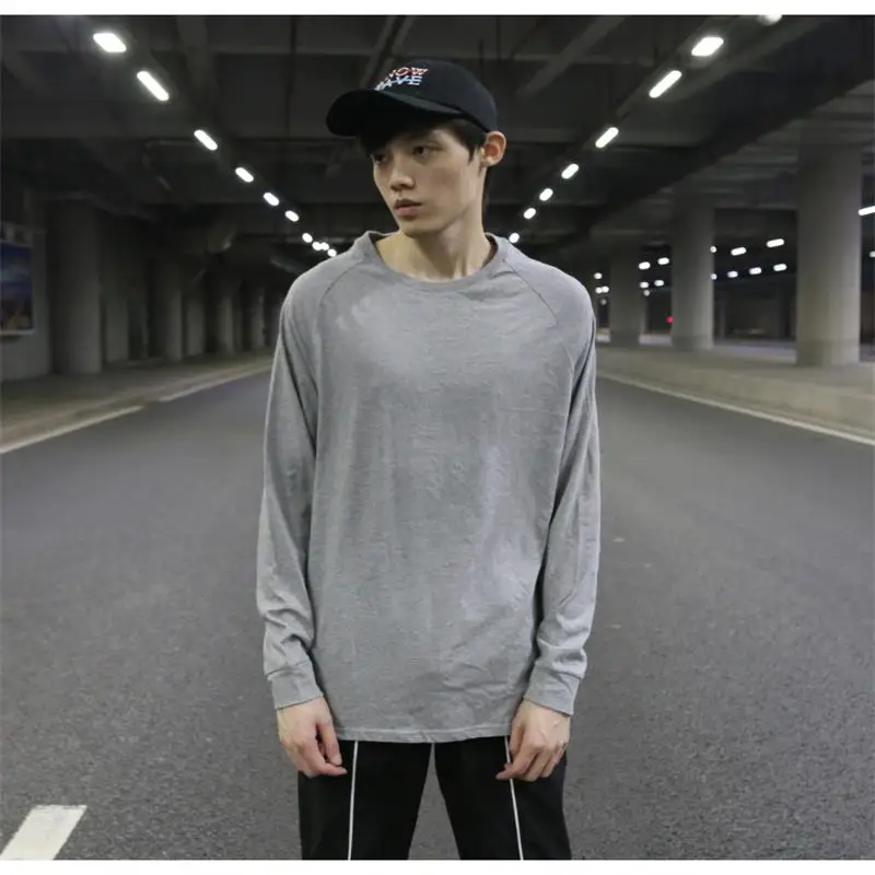 Men's new European and American hip-hop high street fashion front short long fork loose casual large size long sleeve T-shirt
Men's new European and American hip-hop high street fashion front short long fork loose casual large size long sleeve T-shirt