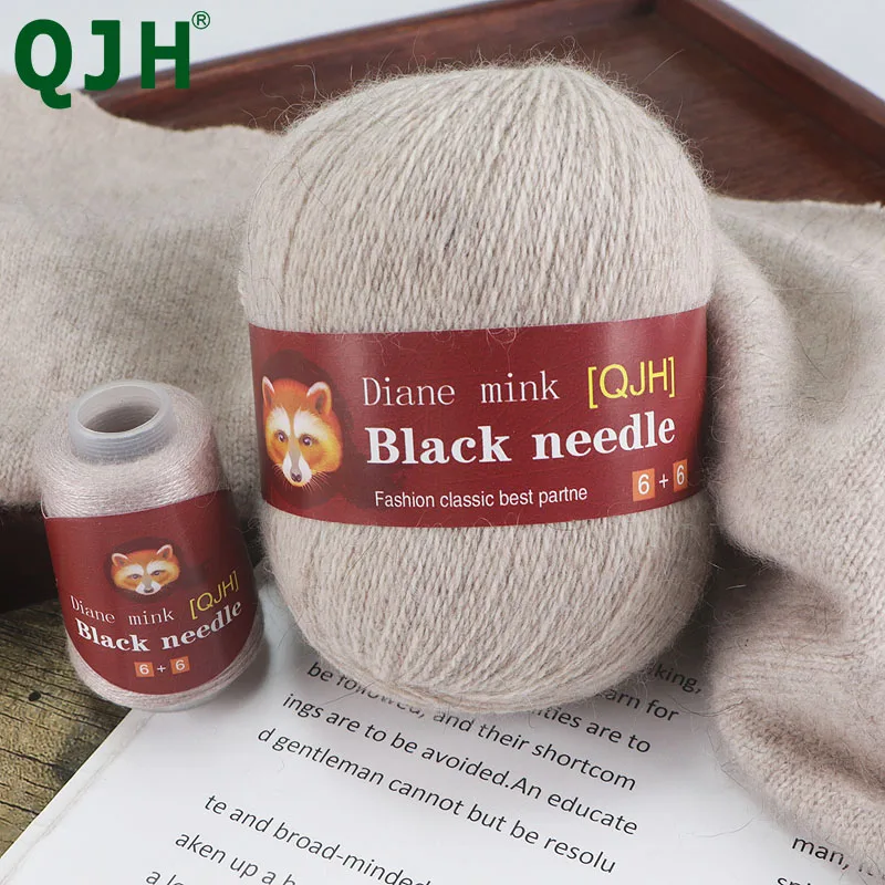 Featured High Quality Black Needled Mink Yarn Hand-knitted Medium Thick Long Mink Down Yarn for Cardigan/ Hat/ Sweater DIY 
Featured High Quality Black Needled Mink Yarn Hand-knitted Medium Thick Long Mink Down Yarn for Cardigan/ Hat/ Sweater DIY
