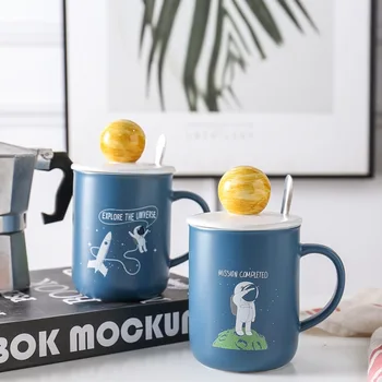 3D Astronaut Ceramic Coffee Mug with Lid Spoon Household Couple Cup Office Mug Simple Cute Home Decor Cups and Mugs Wine Tumbler 
3D Astronaut Ceramic Coffee Mug with Lid Spoon Household Couple Cup Office Mug Simple Cute Home Decor Cups and Mugs Wine Tumbler