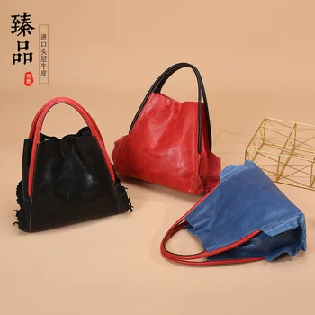 2020 New Bag Women's Leather Women's Handbags Solid Color Magnetic Buckle Dumpling-shaped Mother-and-child Bag
2020 New Bag Women's Leather Women's Handbags Solid Color Magnetic Buckle Dumpling-shaped Mother-and-child Bag
