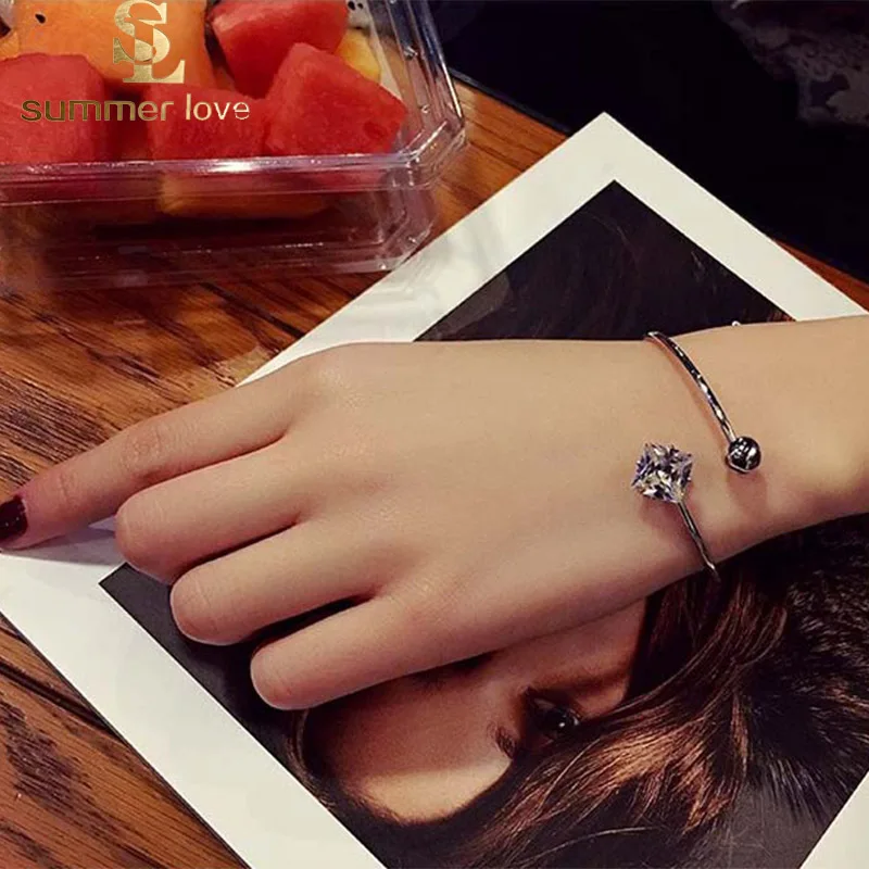 New Fashion Shining Square CZ Open Cuff Bracelet Bangle for Women Hand Cuff Bangles Gold Silver Circle Charm 2019 Luxury Jewelry
New Fashion Shining Square CZ Open Cuff Bracelet Bangle for Women Hand Cuff Bangles Gold Silver Circle Charm 2019 Luxury Jewelry