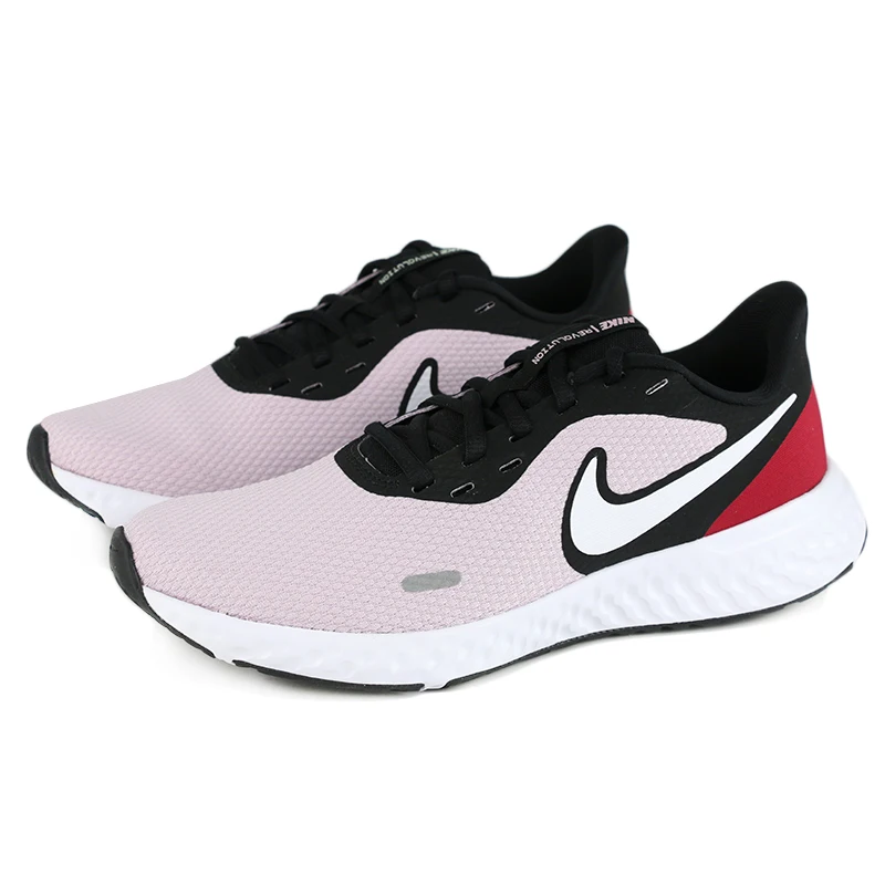 nike wmns revolution