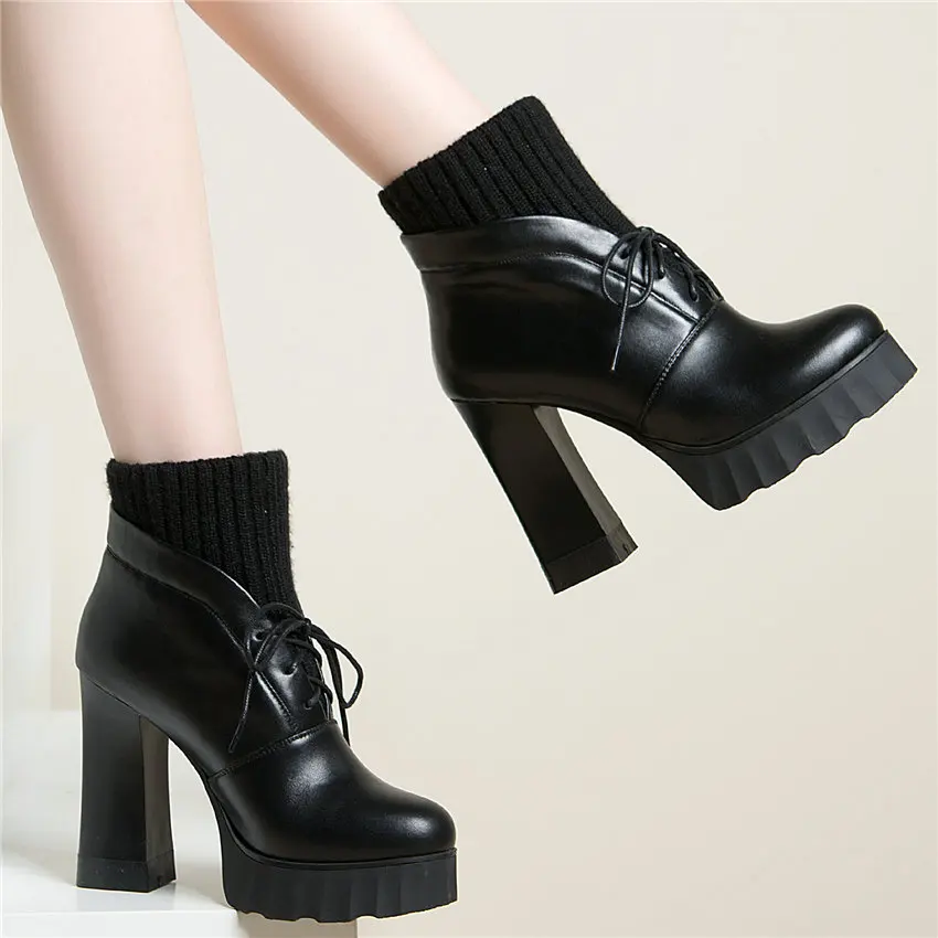 Женские ботильоны из натуральной кожи на очень высоком массивном каблуке, женские вязаные вечерние туфли-лодочки в стиле панк и готика на п...
Женские ботильоны из натуральной кожи на очень высоком массивном каблуке, женские вязаные вечерние туфли-лодочки в стиле панк и готика на п...