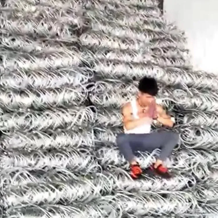 Slope Protective Mesh Ecology Solid Slope Network Landslides Protective Mesh Active Protective Mesh Flexible Wire Rope Net
Slope Protective Mesh Ecology Solid Slope Network Landslides Protective Mesh Active Protective Mesh Flexible Wire Rope Net