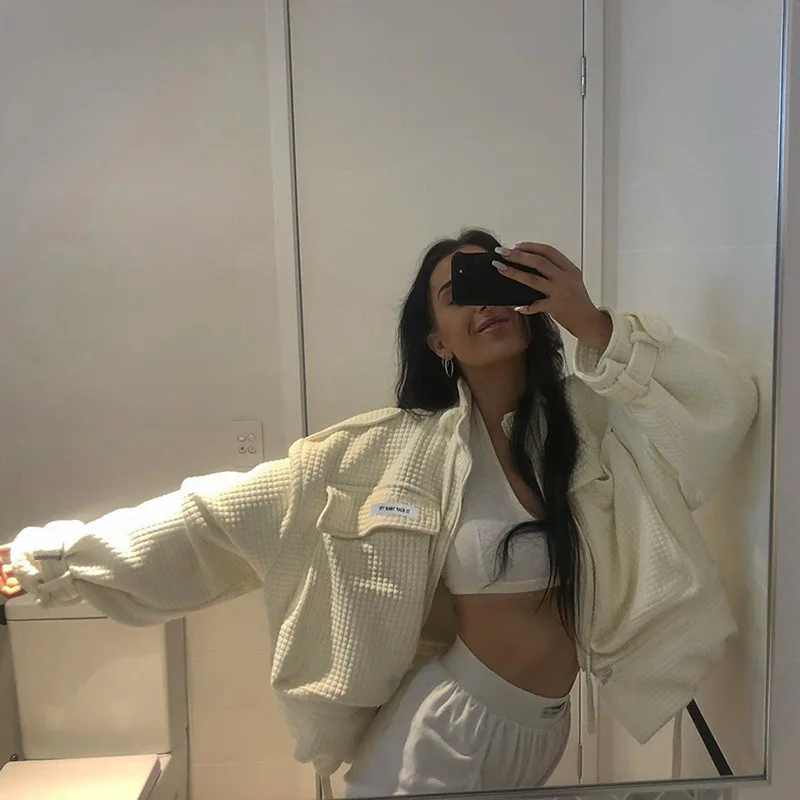 2019 hip hop zippered blazer with a casual jacket with a large irregular pocket harajuku outerwear womens
2019 hip hop zippered blazer with a casual jacket with a large irregular pocket harajuku outerwear womens