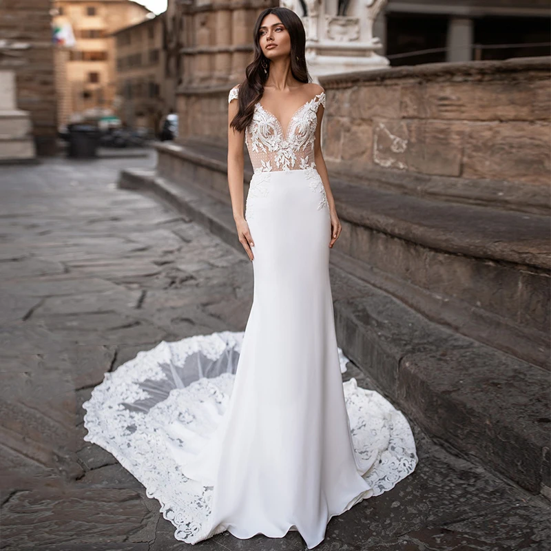 Lace Mermaid Wedding Dresses V Neck Cap Sleeves Appliques Button Satin Bridal Gown Sweep Train Vestidos De Noiva
Lace Mermaid Wedding Dresses V Neck Cap Sleeves Appliques Button Satin Bridal Gown Sweep Train Vestidos De Noiva