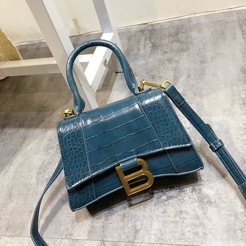 Women Leather Handbag Hourglass Bag Slung Packet New Internet Celebrity Same Paragraph Simple Temperament Shoulder Bag
Women Leather Handbag Hourglass Bag Slung Packet New Internet Celebrity Same Paragraph Simple Temperament Shoulder Bag