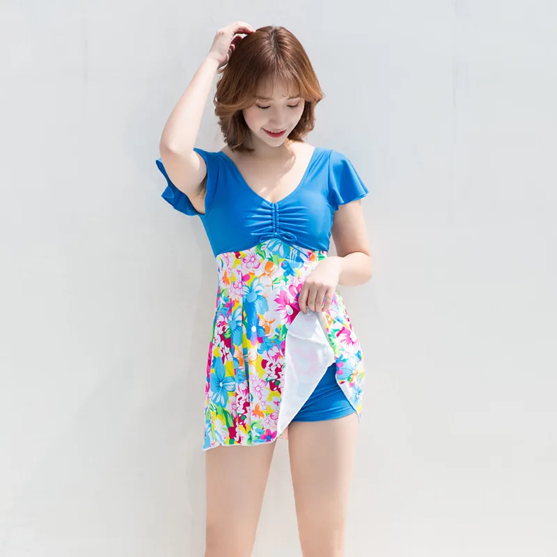 Plus Size Swimsuit 2021 Summer Beach Dress Sexy Printed Short Sleeves Ruffle Boxer Pant Split Bathing Suit for Women K
Plus Size Swimsuit 2021 Summer Beach Dress Sexy Printed Short Sleeves Ruffle Boxer Pant Split Bathing Suit for Women K