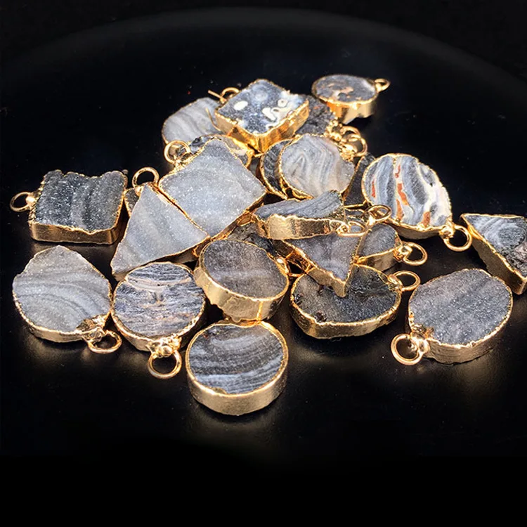 Natural Brazilian agate crystal Crystal slice Gilt edging triangle Square Round Crystal stone pendant for jewelry stone craft D3
Natural Brazilian agate crystal Crystal slice Gilt edging triangle Square Round Crystal stone pendant for jewelry stone craft D3