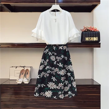 2020 New Summer Fashion Women's Sets Petal Sleeve O Neck White Pullovers Top + Elastic Waist Large Flowers Skirts Feminine Suits
2020 New Summer Fashion Women's Sets Petal Sleeve O Neck White Pullovers Top + Elastic Waist Large Flowers Skirts Feminine Suits