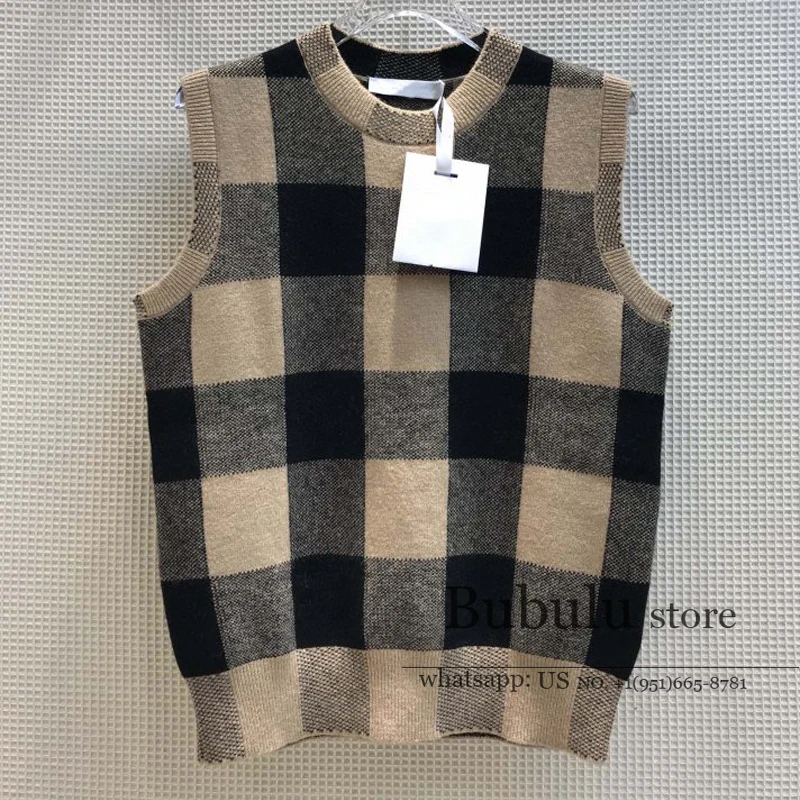 luxury designer 2020 Autumn New All-match Color Matching Plaid wool blended Knitted Pullover sweater jumper Vest for Women S-L
luxury designer 2020 Autumn New All-match Color Matching Plaid wool blended Knitted Pullover sweater jumper Vest for Women S-L