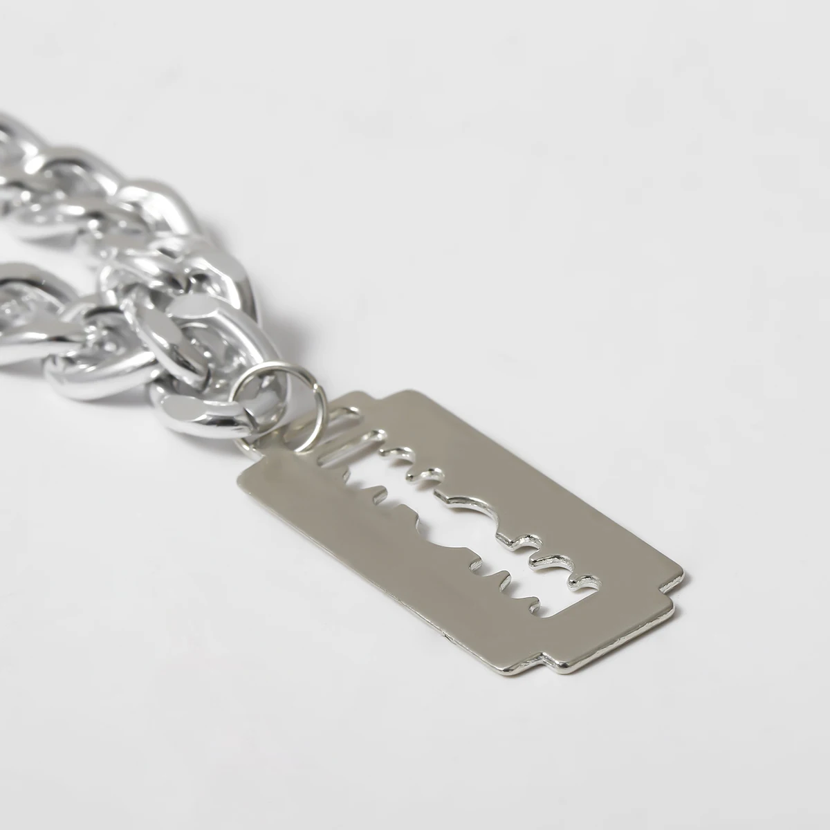 FREE SHIPPING Shaver Pendant Necklace Jewelry JKP4466 FREE SHIPPING Shaver Pendant Necklace Jewelry JKP4466