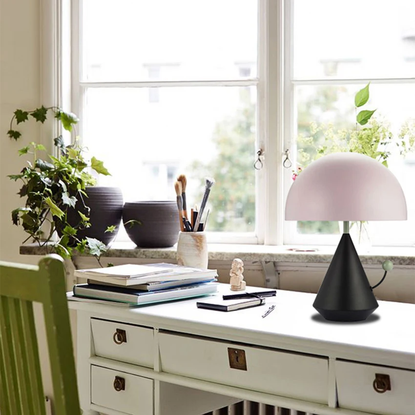 Modern Retro Industrial Wind LED Iron Mushroom Shape Table Lights Lighting Living Room Study Bedroom Bedside Deco Light Fixtures
Modern Retro Industrial Wind LED Iron Mushroom Shape Table Lights Lighting Living Room Study Bedroom Bedside Deco Light Fixtures