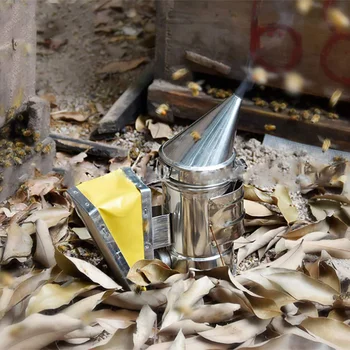 1pc Reusable Practical Professional Lightweight Bee Hive Smoker Friends Co-worker
1pc Reusable Practical Professional Lightweight Bee Hive Smoker Friends Co-worker
