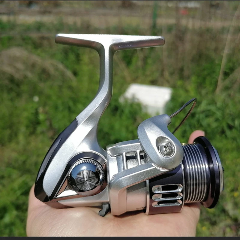 Spinning Fishing Reels with Left/Right Interchangeable Collapsible Aluminum alloy Handle Powerful Metal Body 5.0:1
Spinning Fishing Reels with Left/Right Interchangeable Collapsible Aluminum alloy Handle Powerful Metal Body 5.0:1