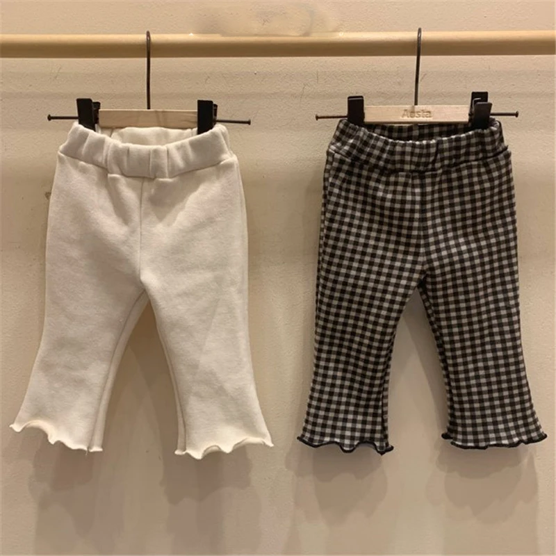 Korean Version Of Baby Children'S Clothing Winter Plus Velvet Pants For Girls Cute Ladies All-Match Flared Pants
Korean Version Of Baby Children'S Clothing Winter Plus Velvet Pants For Girls Cute Ladies All-Match Flared Pants