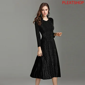 WOMEN 'S Dress 2020 Base Dress Women 's Long Waist Hugging Slimming Elegant Gold Velvet Pleated vestido elegant dress
WOMEN 'S Dress 2020 Base Dress Women 's Long Waist Hugging Slimming Elegant Gold Velvet Pleated vestido elegant dress
